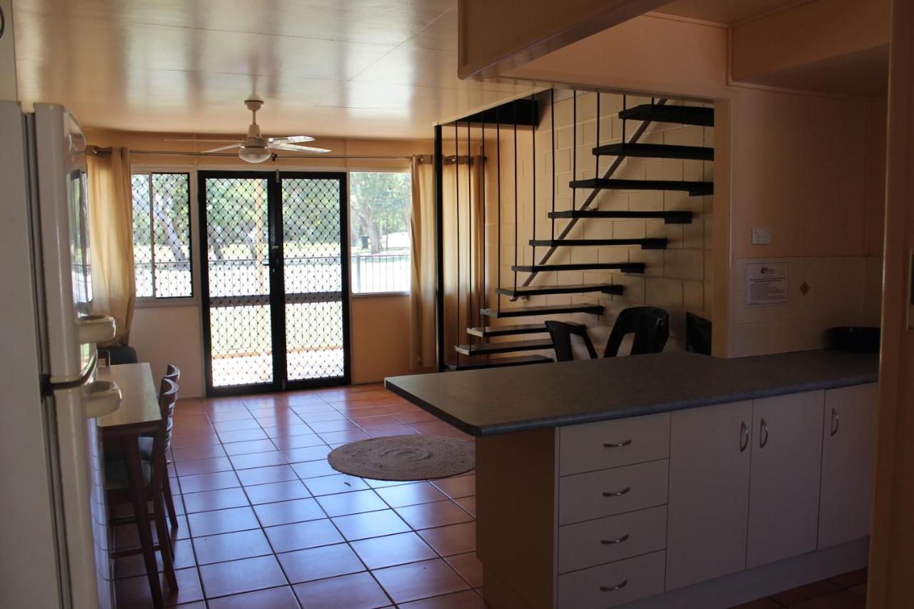 皮皮斯海滩小屋酒店 彩虹海滩 外观 照片
