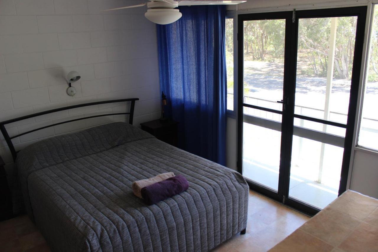 皮皮斯海滩小屋酒店 彩虹海滩 外观 照片